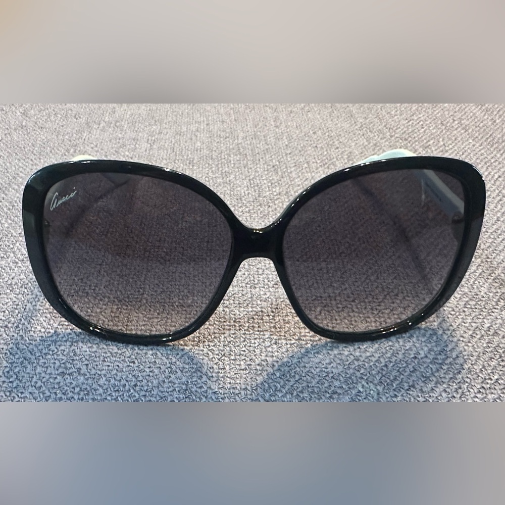 Gucci Authentic Oversized Sunglasses